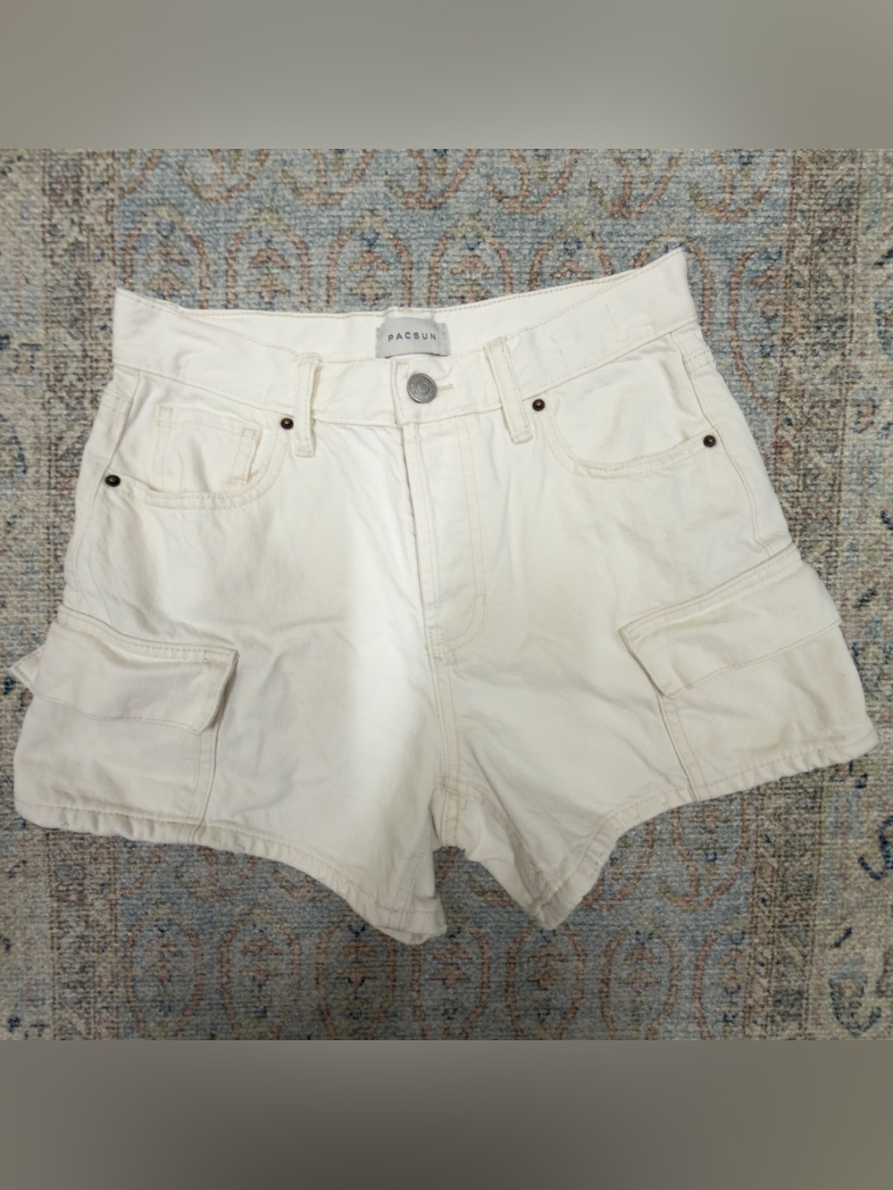 PacSun Women's Off-White Cargo Jean High Rise Shorts size 24